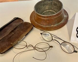 Lot 8367. $38.00 Vintage Shaving mirror and Ever Ready soap brush and two pairs of old specs!! 14.5" T