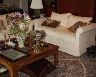 Drexel Coffee table, white sofa set