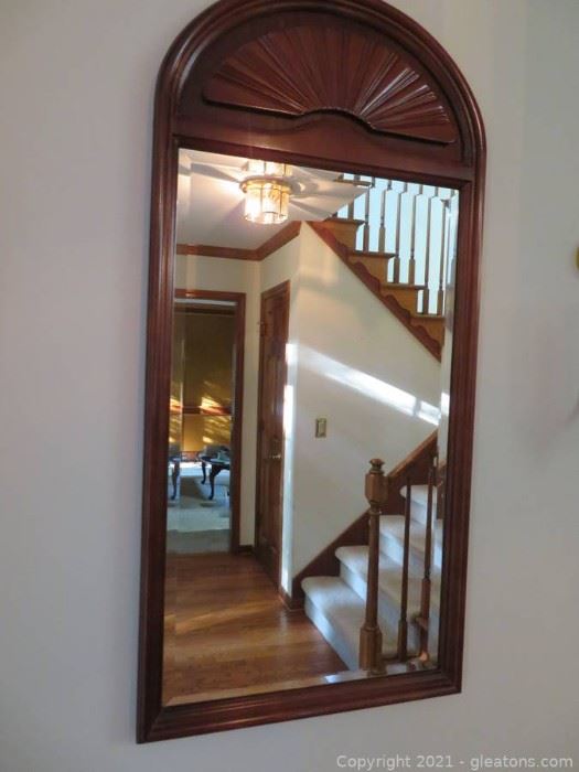 Crowned Top Wall Mirror