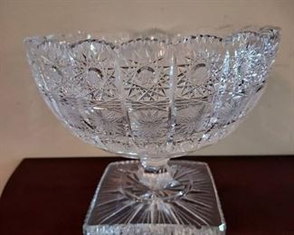 Superb Sawtooth Footed Crystal Bowl American Brilliant with Star Pattern