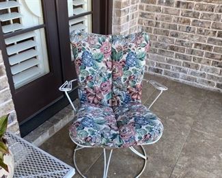 Outdoor Swivel Chair
