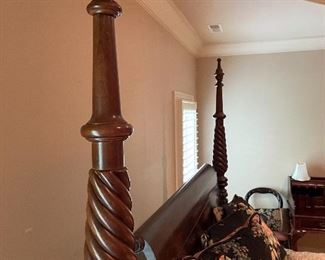 King Size 4 Post Bed Bernhardt 