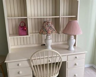 Beautiful Cottage style desk and chair