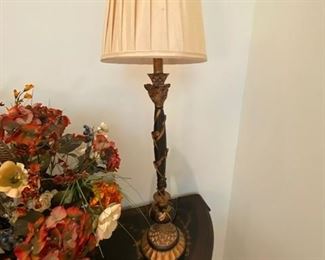 Firefly lamp with beautiful detail