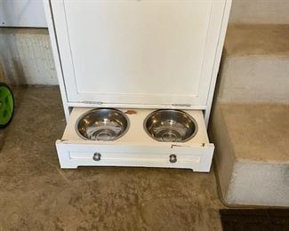 Dog Shelf unit with feeder bowls