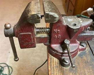 Work bench and vise is included