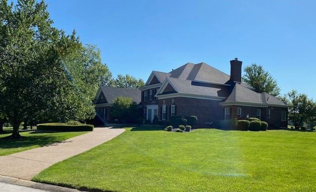 490 Rosslare Drive St. Charles, MO 63304