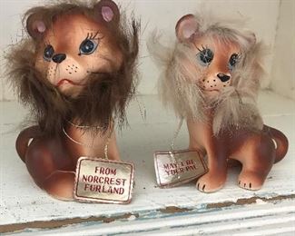 Vintage Norcrest Ceramic Fur Trim lion salt and pepper Figurine Furland

