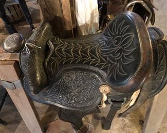 Bonanza western saddle 