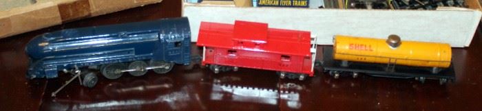 Antique Gilbert Co, American Flyer Electric Train Set Includes Engine, 4 Cars, Track And Manuals