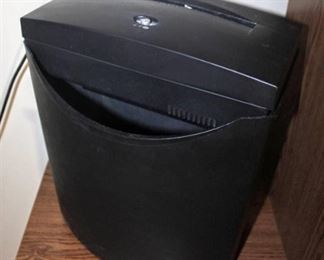 Black and Decker Paper Shredder and Can - Works!