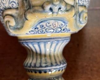 Italian Ceramics Deruta Chalice Lion Head Hand Painted Dip A Mano Pottery Majolica	5.5x5x4in	HxWxD
