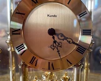 Kundo Quartz Anniversary Clock	8.5x6x4in D	HxWxD
