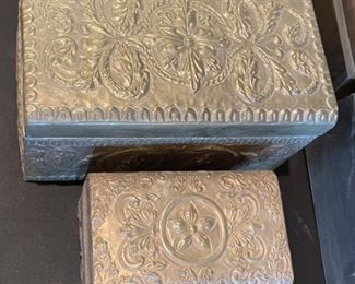 2pc Hammered tin Decor chests	Largest: 7x12.75x7in	HxWxD

