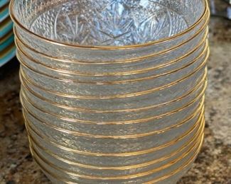 12pc Gold Rim Glass Bowls	5.5in Diam	

