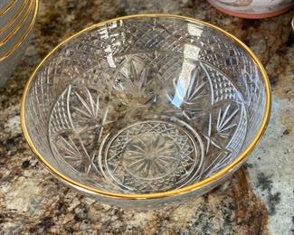 12pc Gold Rim Glass Bowls	5.5in Diam	
