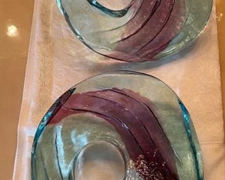 AS-IS *Original* Pino Signoretto Murano Art Glass Sculpture	Diameter of round piece: 11in	
