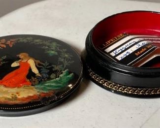AS-IS Lipetsk Russian Round Lacquer Box	1in x 3.25in	