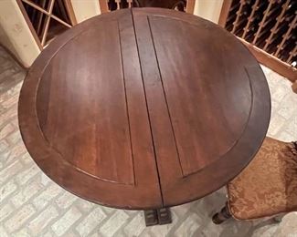 3pc Italian Antique Walnut Bistro Set  Table & 2 Chairs 	Table : 33in H x 40 in diameter 	

