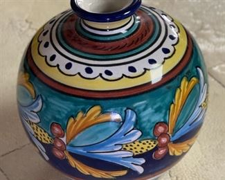 Italian Ceramics Deruta Vase Hand Painted Dip A Mano Pottery Majolica	4in H	
