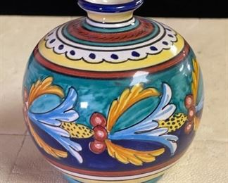 Italian Ceramics Deruta Vase Hand Painted Dip A Mano Pottery Majolica	4in H	
