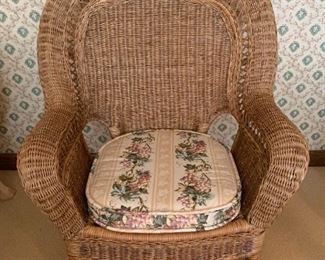 Wicker Rattan Chair with Upholstered Cushion	42x31x24	HxWxD
