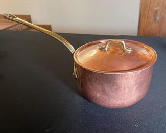 Bottega M.Del C.Rame hammered copper 7 Inch sauce pan Pan made in Italy	7 inches diameter 4.5 inches deep	
