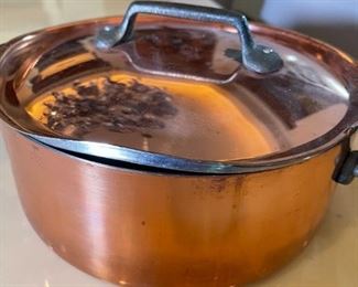 Copper 9 inch cooking pot unsigned	9 inches diameter 3.5 inches tall	

