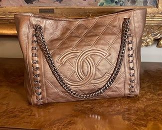 Authenticated CHANEL Chain Matelasse Soft Caviar Skin Leather Tote Bag Metallic Copper	19x12 inches	
