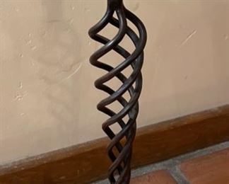 1pc Metal Swirl Candle Stand	18 inches high	
