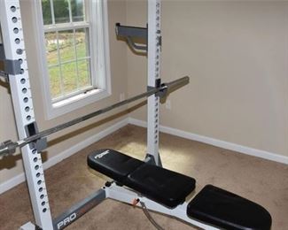 PRO OB 600 Weight Bench With Barbell