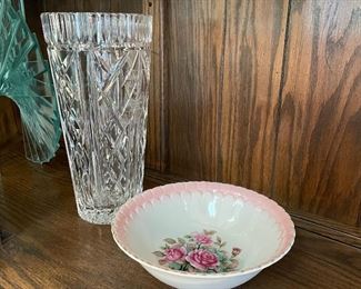 Crystal vase and decorative bowl