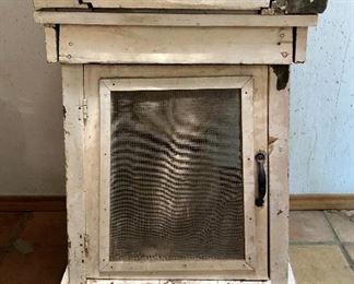 Antique Primitive Destilladora,
Water Filtration System, filtered well water, comes with provenance
A Barboglio select item