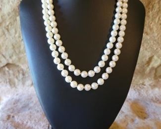 Givenchy pearls New w tag