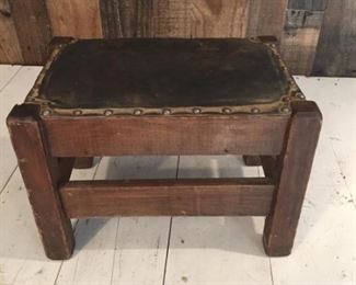 Rustic Primitive Wooden Ottoman with Leather Top