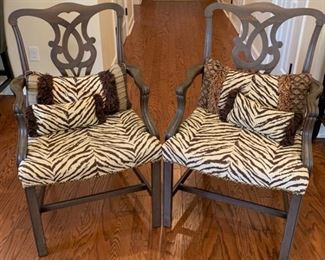 DR Arm Chairs w Pillows (6 PCS