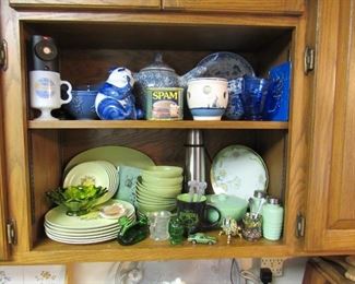 Antique and vintage kitchen items
