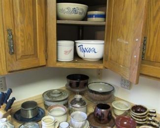 Antique stoneware bowls - Red Wing