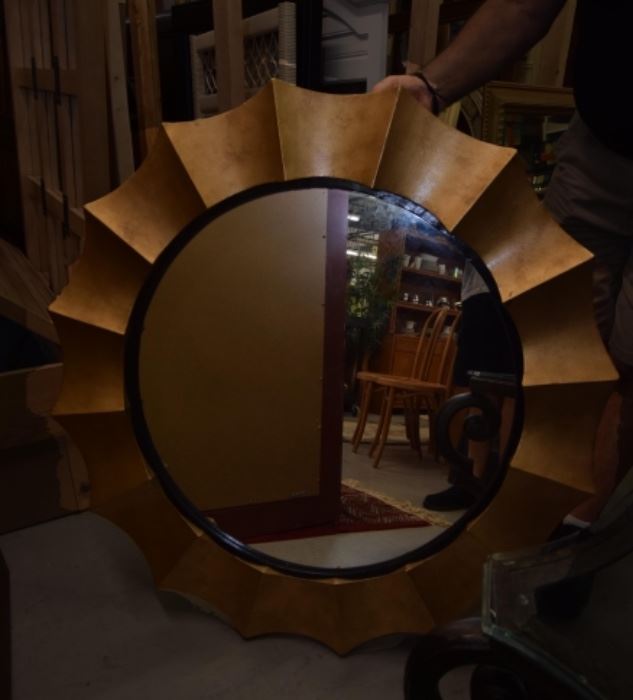 Pie crust mirror