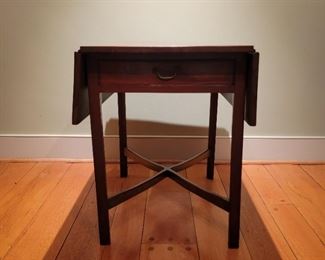 Drop leaf table - 28" high x 30" wide x 20" deep. Each leaf is 9".