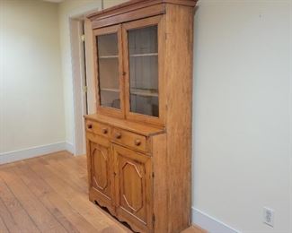 75" high x 40" wide x 19" high