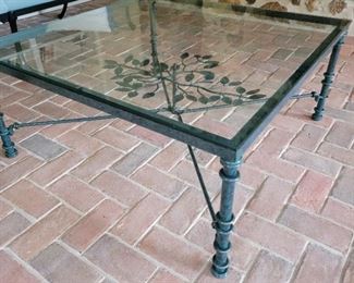 16" high x 36" square
