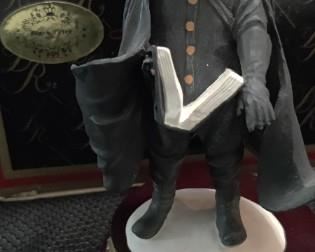 Duncan Royale - Collectible Statue