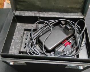 Vintage Singer Featherweight Portable Sewing Machine w/Case & Accessories