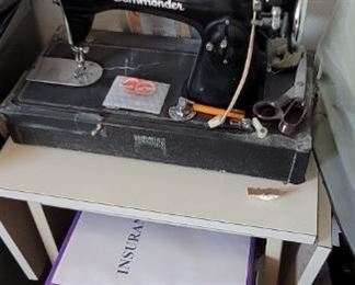 Commander sewing machine