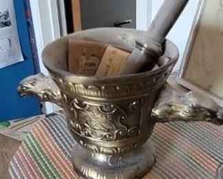 metal mortar and pistil