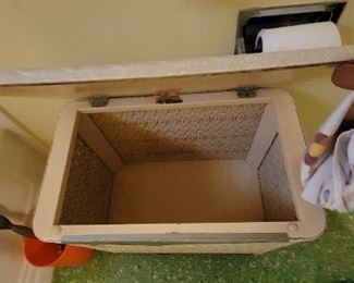 Heavy Duty laundry hamper