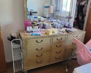 Wood dresser and mirror set