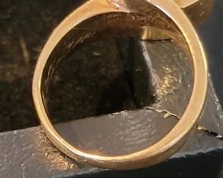 14K gold and pearl ring