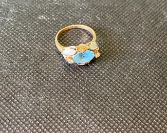 14K gold and gem ring